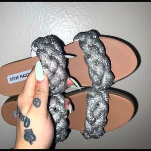 Steve Madden Flats size 9 run small